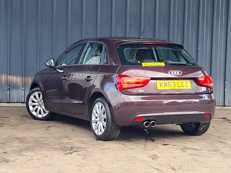 Audi A1 1.4 Tfsi Sport S Tronic KM63LGZ Red #2