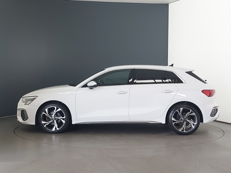 Audi A3 30 Tfsi S Line KN24YYF White #4