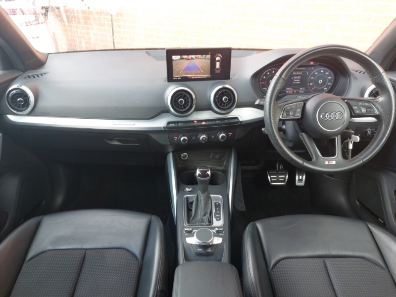 Audi Q2 35 Tfsi S Line S Tronic VK23WMG Black #3