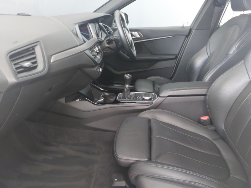 BMW 1 Series 118I M Sport AK69BSY White #5
