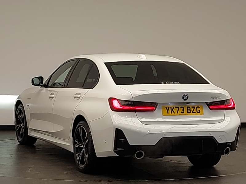 BMW 3 Series 330E M Sport Step YK73BZG White #2