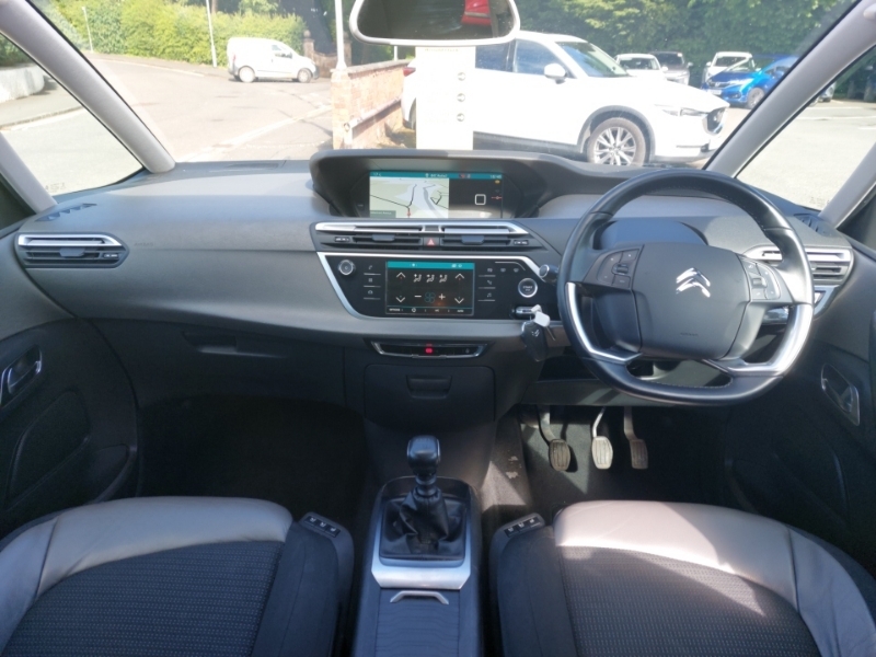 Citroen Grand C4 SpaceTourer 1.2 Puretech 130 Feel Plus White #3