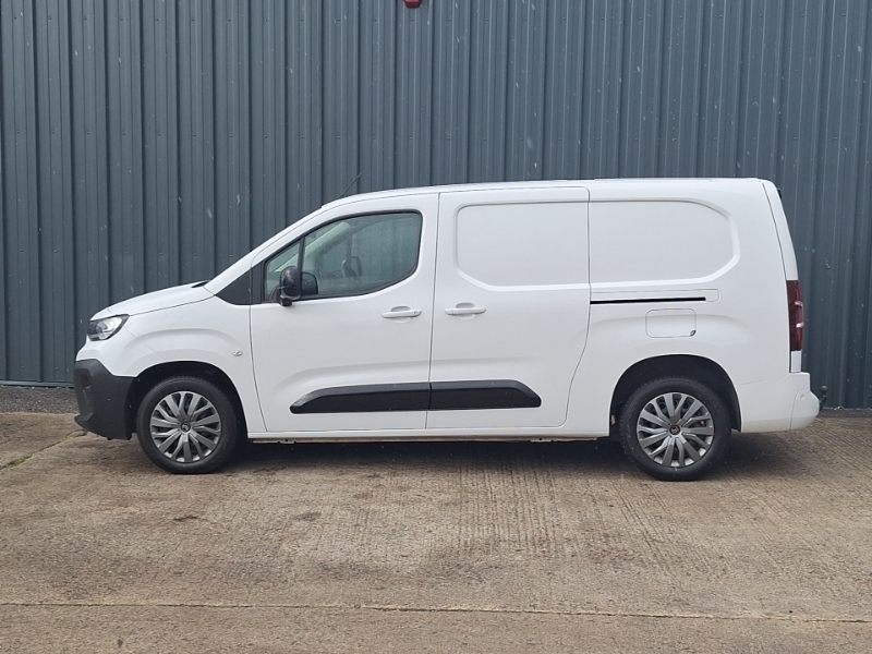 Citroen Berlingo 1.5 Bluehdi 100Ps Van Driver SM24YKN White #4