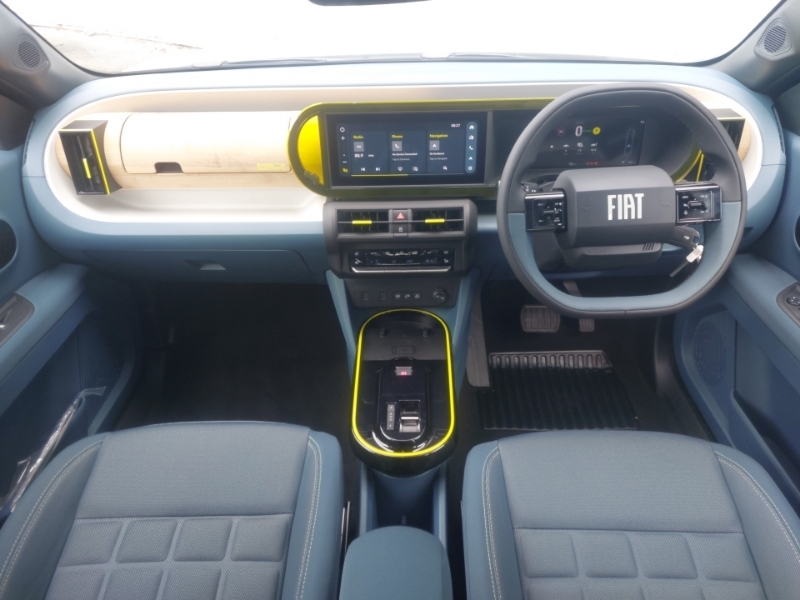 Fiat Panda 83Kw La Prima 44Kwh ST26YWZ White #3