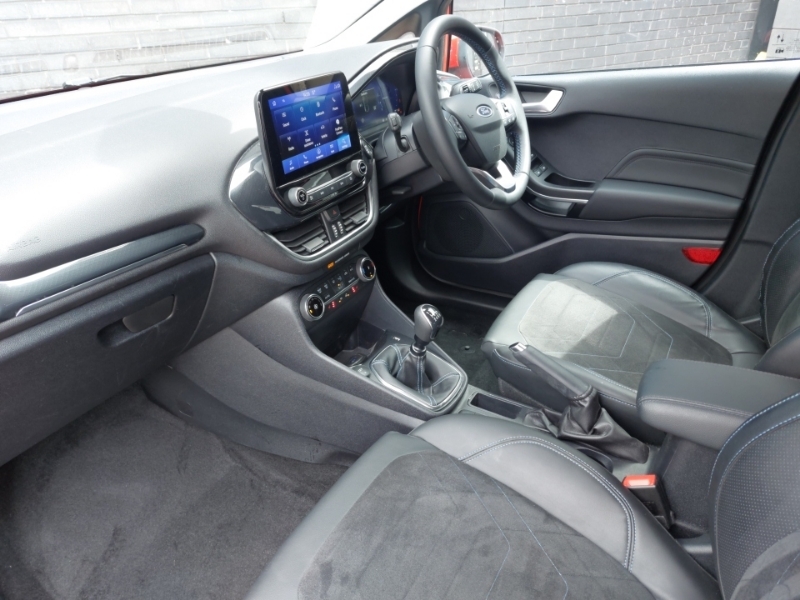 Ford Fiesta 1.0 Ecoboost Active X AMZ3308 Red #5