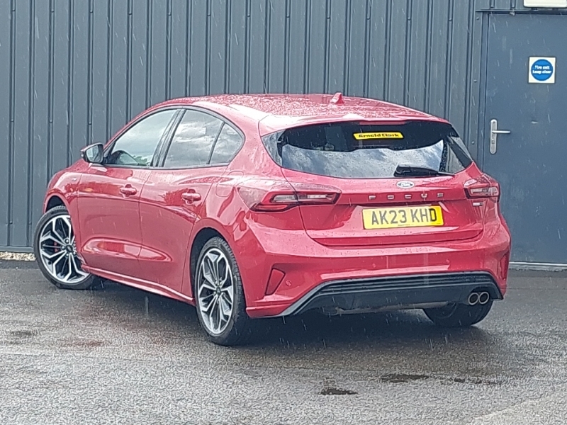 Ford Focus Hatchback 1.0 Ecoboost Hybrid Mhev 155 St-line X 5 AK23KHD Red #2