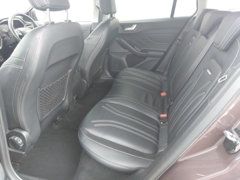 Ford Focus 2.0 Ecoblue ST69OHY Purple #6
