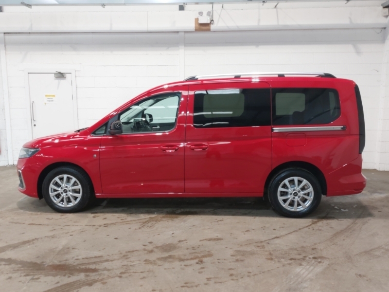 Ford Tourneo Connect 2.0 Ecoblue Titanium 7 Seat Red #4