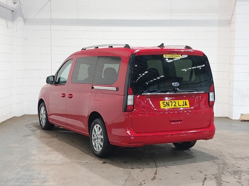 Ford Tourneo Connect 2.0 Ecoblue Titanium 7 Seat Red #2