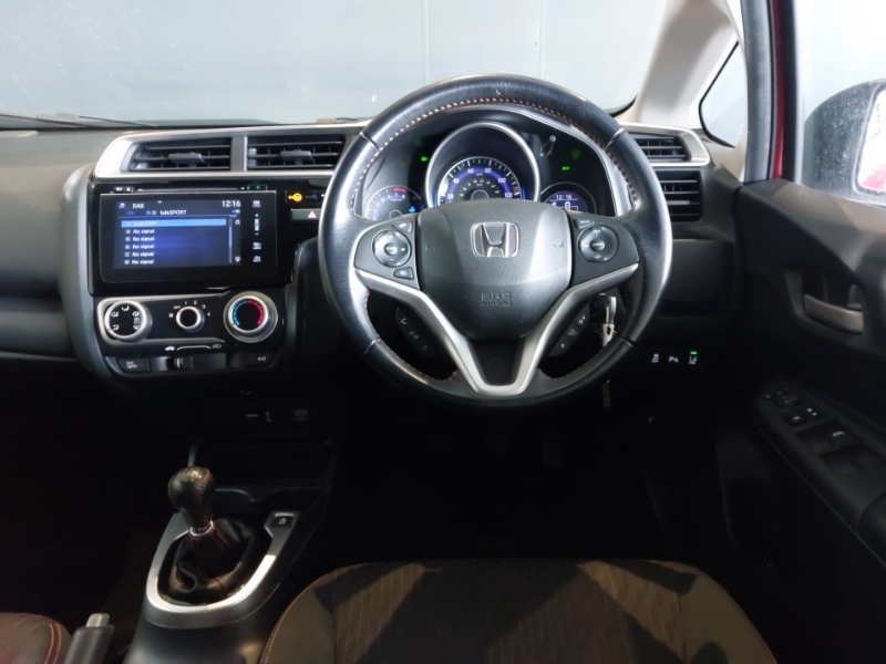 Honda Jazz 1.5 I-vtec Sport OE68JHO Red #6