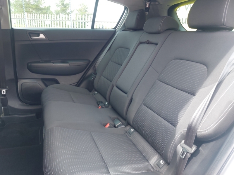 Kia Sportage 1.6 Gdi Isg 2 PO67XAP White #6