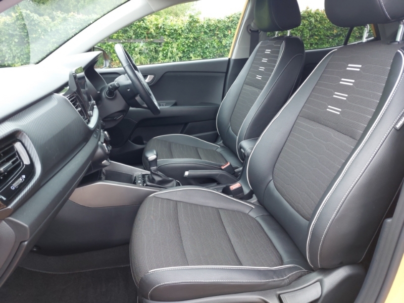 Kia Stonic 1.0T Gdi 48V Gt-line S Dct NA73HCL Yellow #5