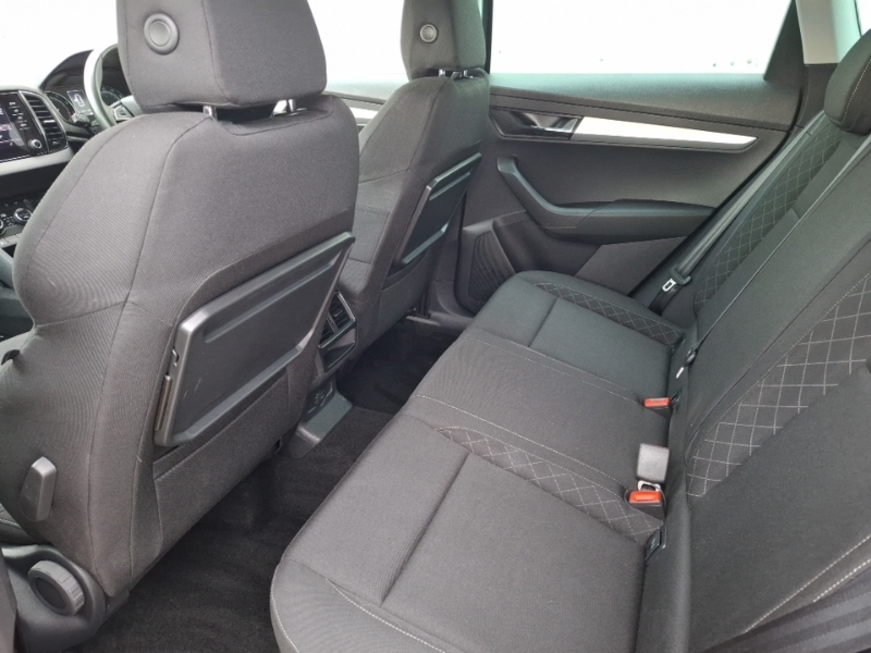 Skoda Karoq 1.0 Tsi Se Green #6