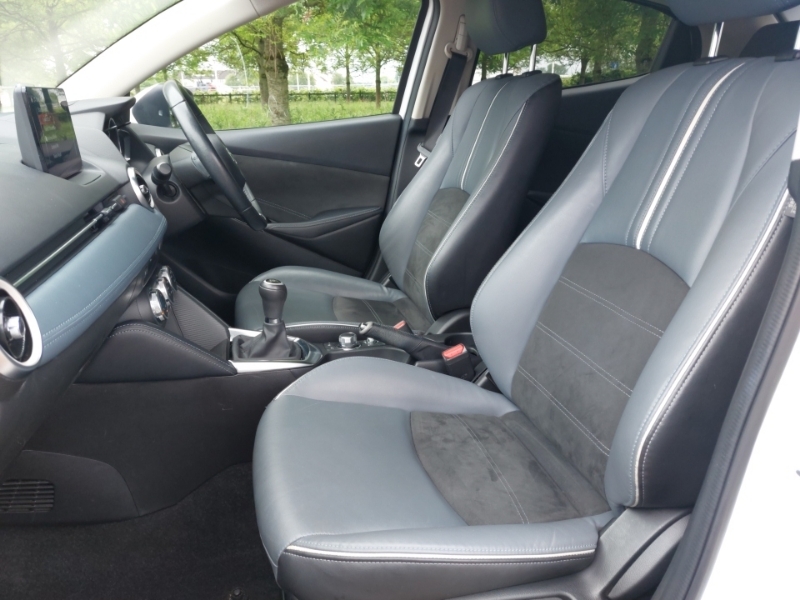 Mazda 2 1.5 E-skyactiv G Mhev Gt Sport SK23XPV White #5