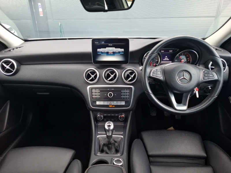 Mercedes-Benz A Class A180d Sport Executive MJ67ZDT White #3