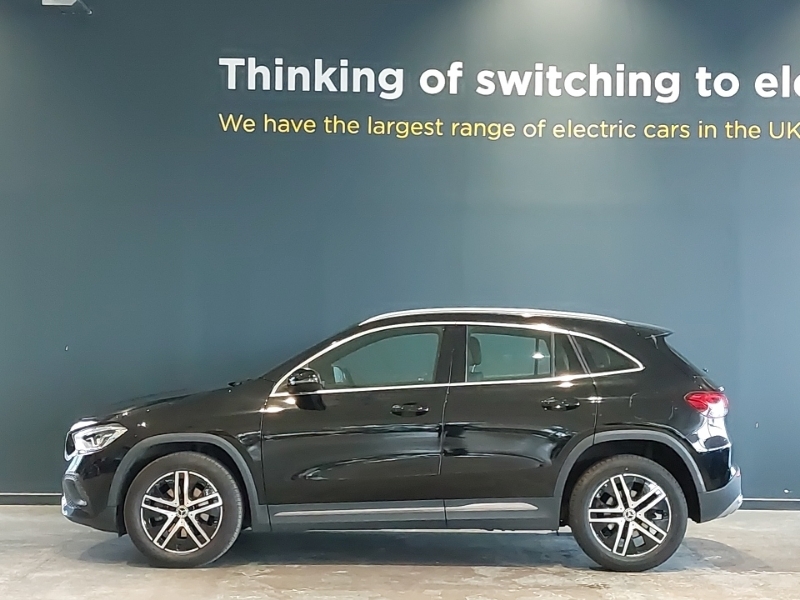 Mercedes-Benz GLA Class Gla 200 Sport SP22NXG Black #4