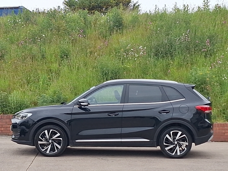 MG ZS 1.5 Hybrid Trophy LE74NVU Black #4