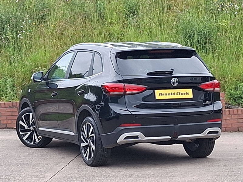 MG ZS 1.5 Hybrid Trophy LE74NVU Black #2