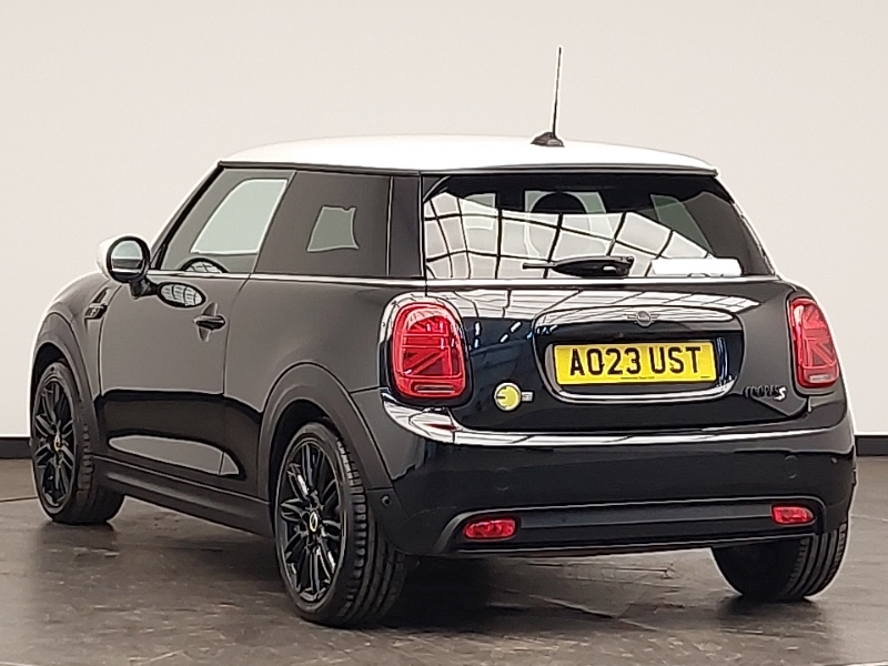 Mini Hatch 135Kw Cooper S Level 2 33Kwh Black #2