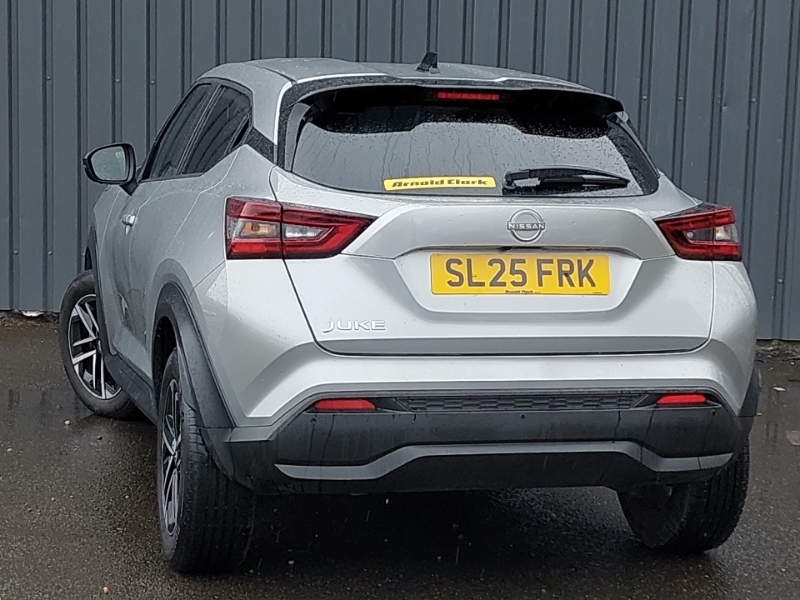 Nissan Juke 1.0 Dig-t N-connecta Dct SL25FRK Silver #2