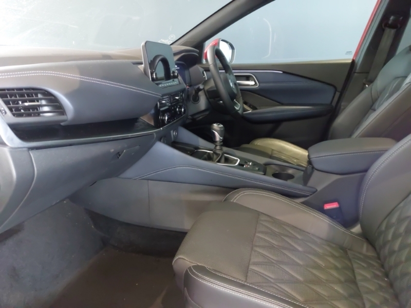 Nissan Qashqai 1.3 Dig-t Mh 158 Tekna Red #5