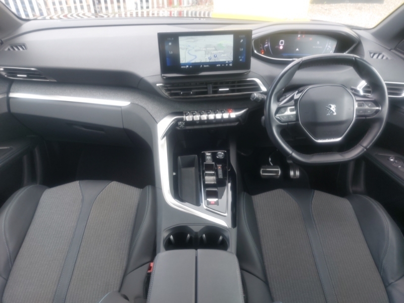 Peugeot 3008 1.2 Puretech Allure Premium Eat8 YT23RZH Black #3