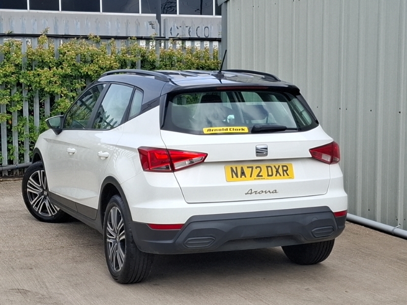 Seat Arona 1.0 Tsi Se NA72DXR White #2