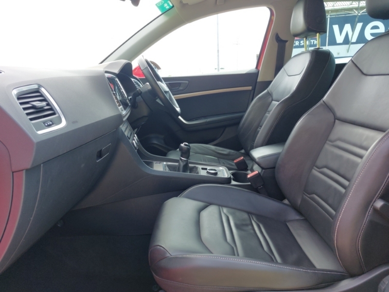 Seat Ateca 2.0 Tdi 150 Xperience Lux ST23FYJ Red #5