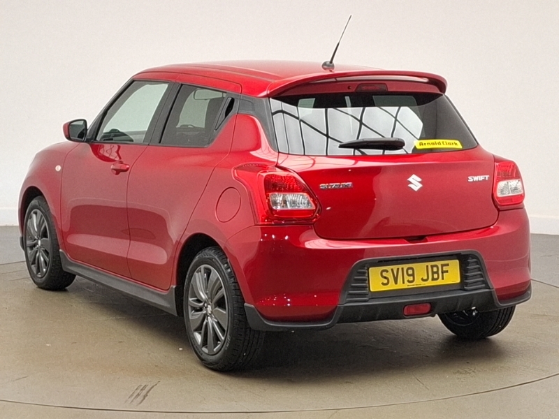 Suzuki Swift 1.2 Dualjet Attitude SV19JBF Red #2