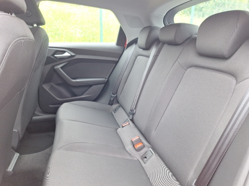 Audi A1 30 Tfsi 110 Technik SJ72KFZ Red #6