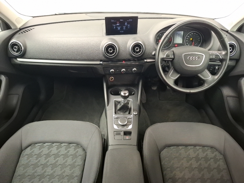 Audi A3 1.4 Tfsi 140 Se White #3