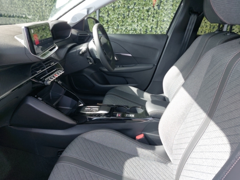 Peugeot e-208 100Kw Allure 50Kwh Grey #5