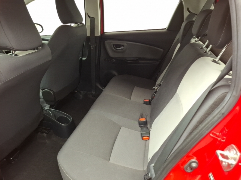 Toyota Yaris 1.0 72 Vvt-i Icon Red #6