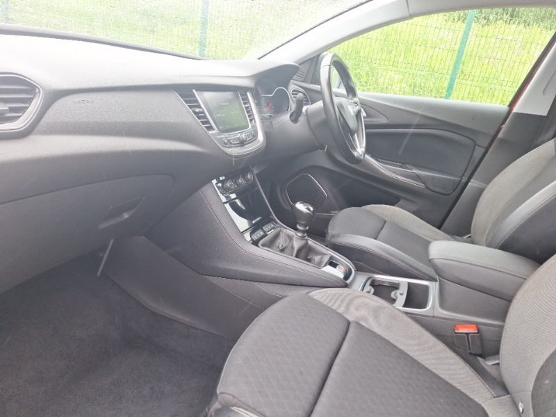 Vauxhall Grandland X 1.2 Turbo Sri Nav DN69CGG Red #5