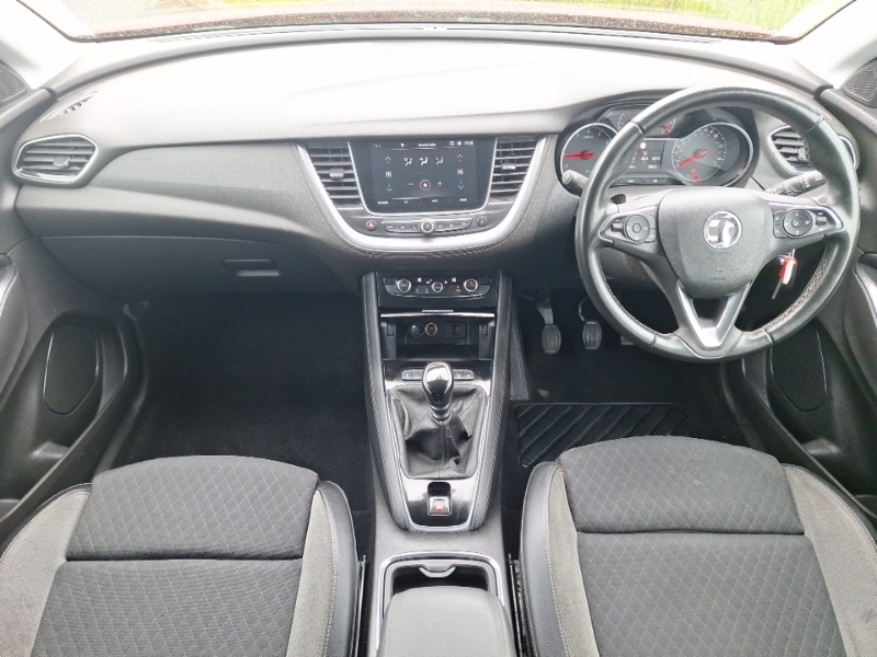 Vauxhall Grandland X 1.2 Turbo Sri Nav DN69CGG Red #3