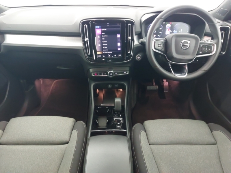 Volvo XC40 1.5 T4 Recharge Phev Plus Dark AV23LFB Black #3
