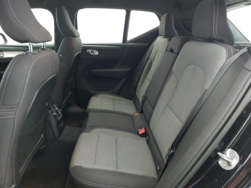 Volvo XC40 1.5 T4 Recharge Phev Plus Dark AV23LFB Black #6