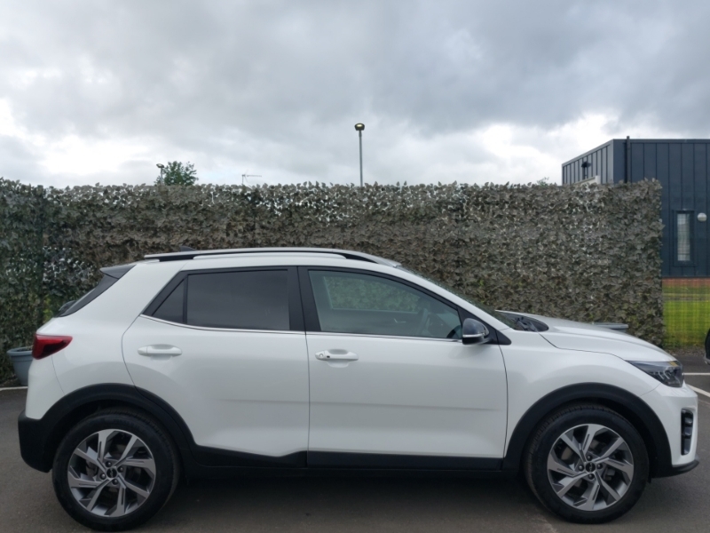 Kia Stonic 1.0T Gdi 48V 98 Gt-line S Dct SH25ZKT White #4