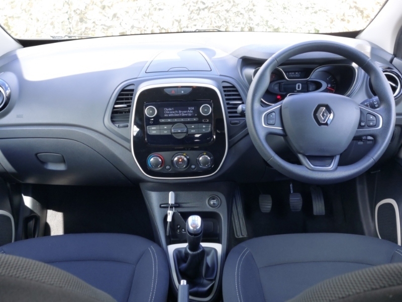 Renault Captur 0.9 Tce 90 Play SB69OMA White #3