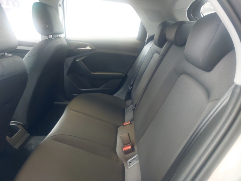 Audi A1 30 Tfsi 110 Technik SB22ONM White #6