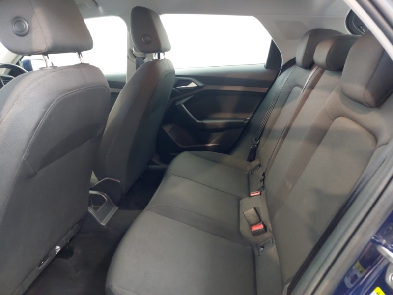Audi A1 25 Tfsi Technik YH73SVG Blue #6