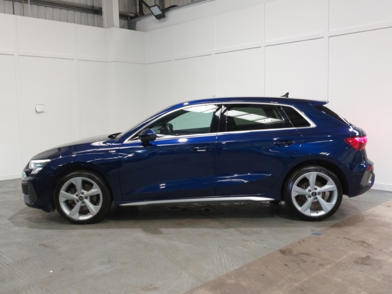 Audi A3 40 Tfsi E S Line S Tronic AV24KHU Blue #4