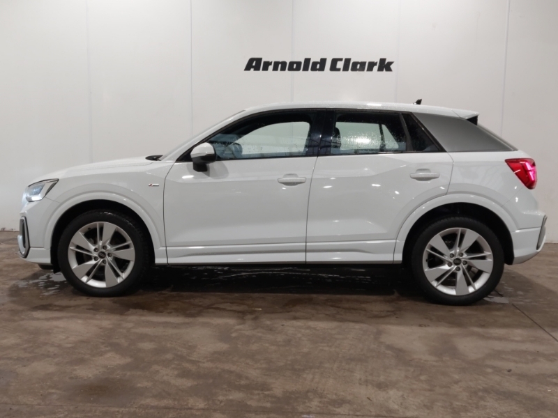 Audi Q2 35 Tfsi S Line DG23BYB White #4