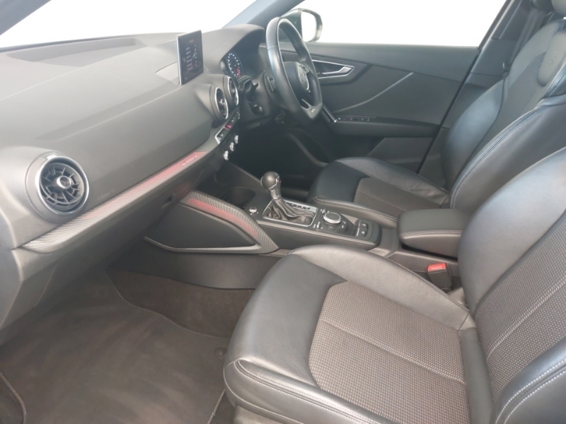 Audi Q2 2.0 Tdi Quattro S Line S Tronic VO67LZW Grey #5