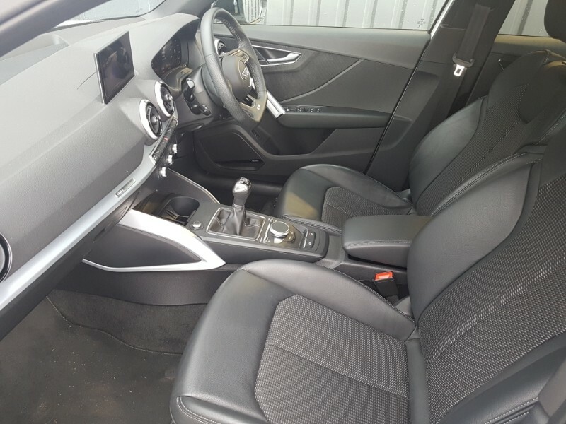 Audi Q2 35 Tfsi Black Edition SW23VYA White #5