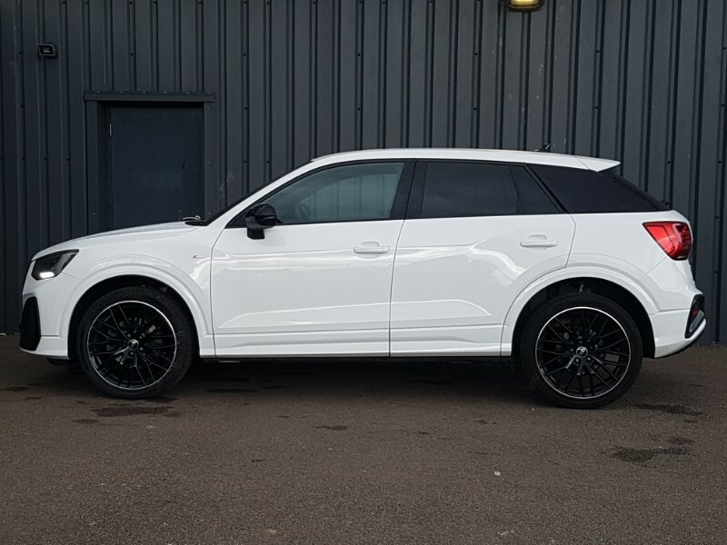 Audi Q2 35 Tfsi Black Edition SW23VYA White #4