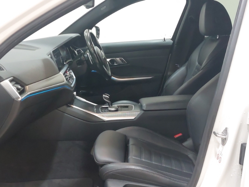 BMW 3 Series 330E M Sport Step NG22KCN White #5