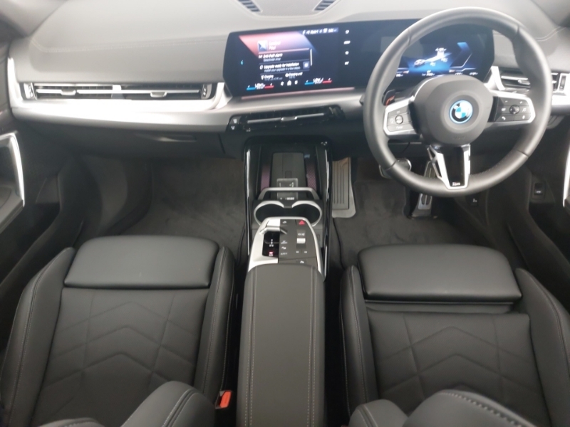 BMW iX2 150Kw Edrive20 M Sport 65Kwh Grey #4