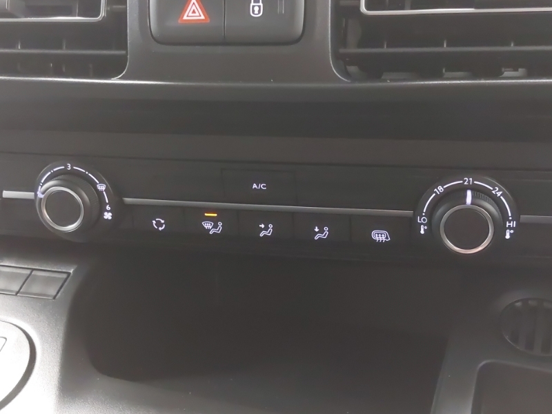 Citroen Berlingo 1.5 D 130 Max M Green #9