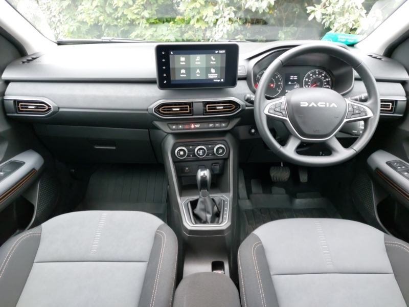 Dacia Sandero Stepway 1.0 Tce Extreme Cvt BV24UYH Green #3